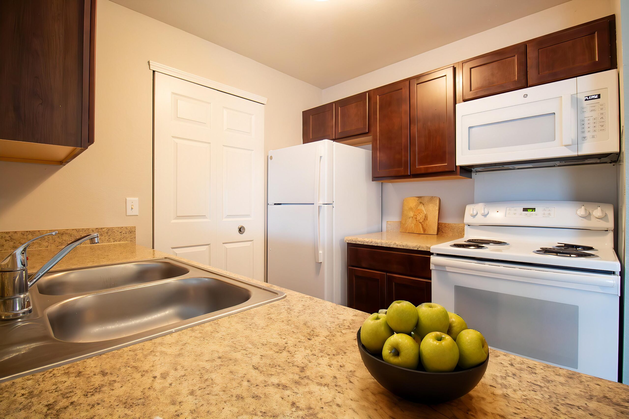 IMG_9400-Enhanced-NR - Kitchen - Standard - 0