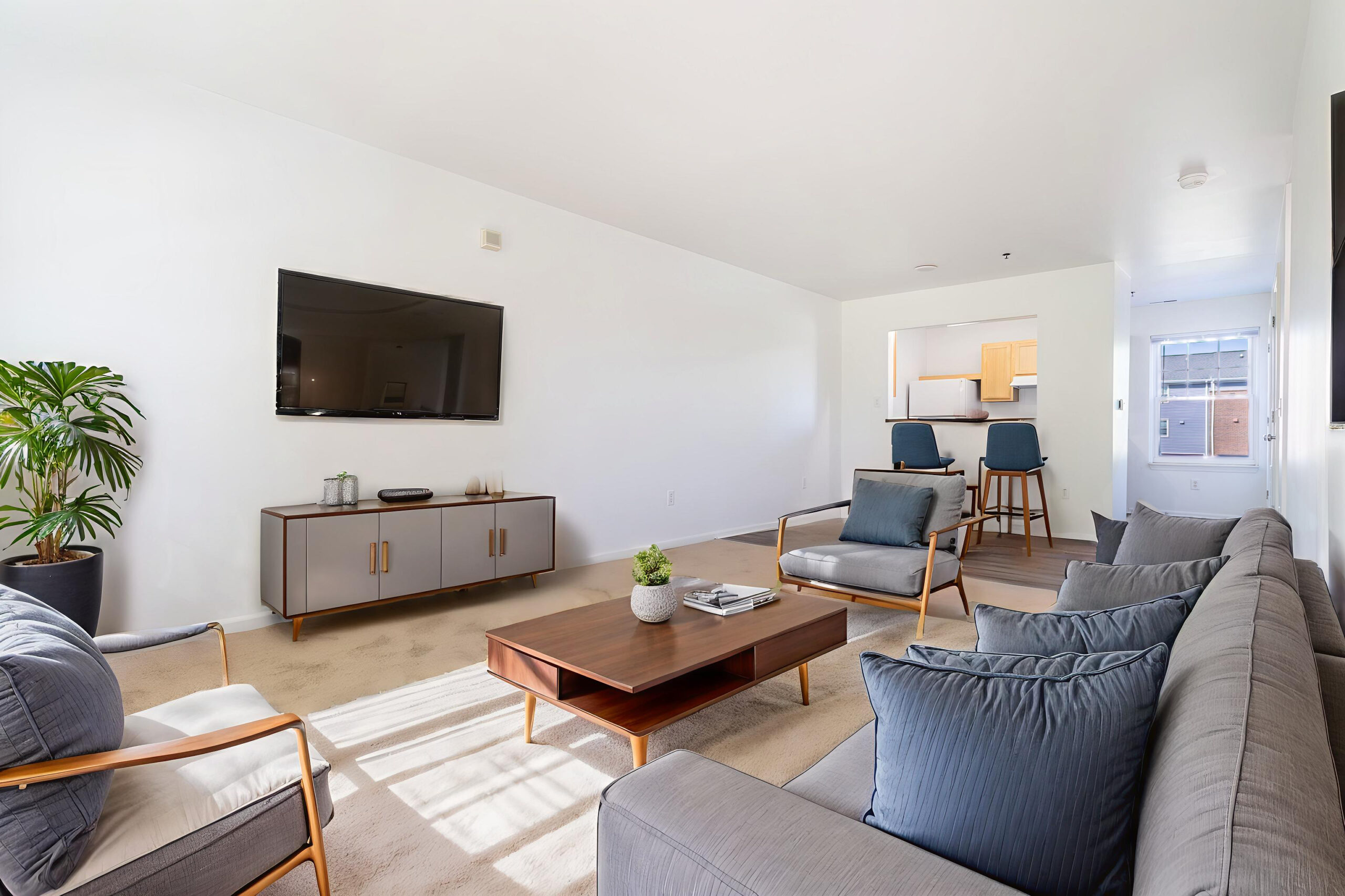 PalmerLivingRoom2