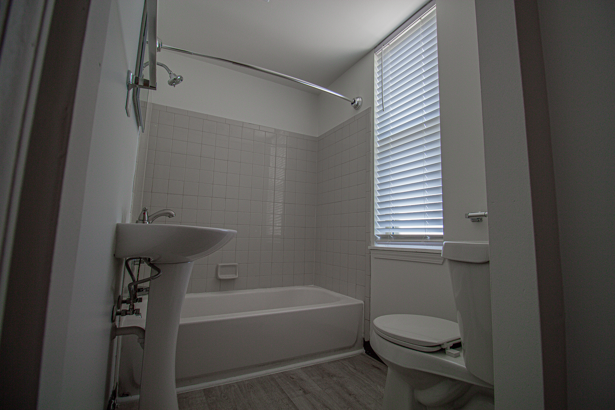 Bathroom(1) view 1 unstaged