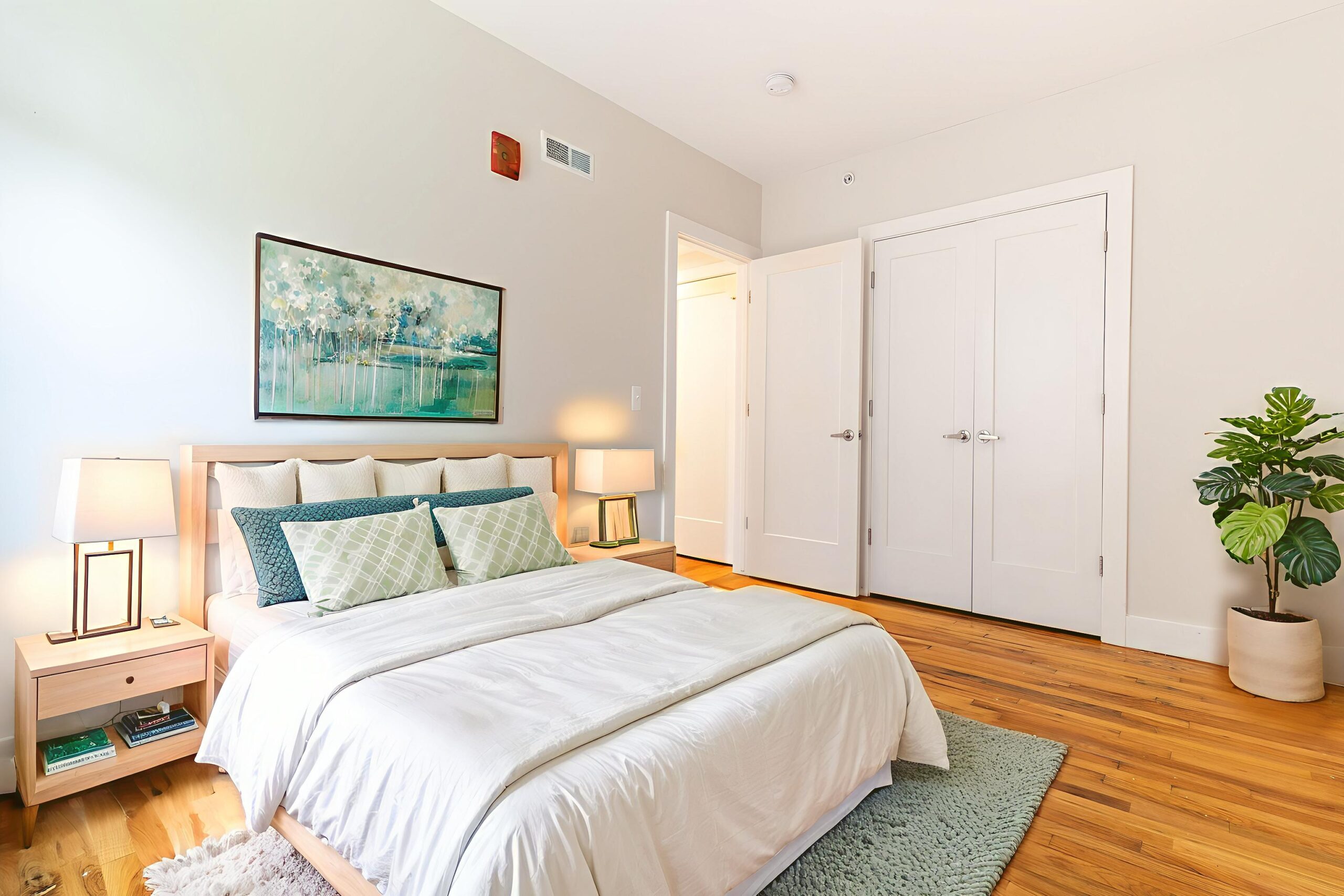2T2A4986-HDR - Bedroom - Modern - 2