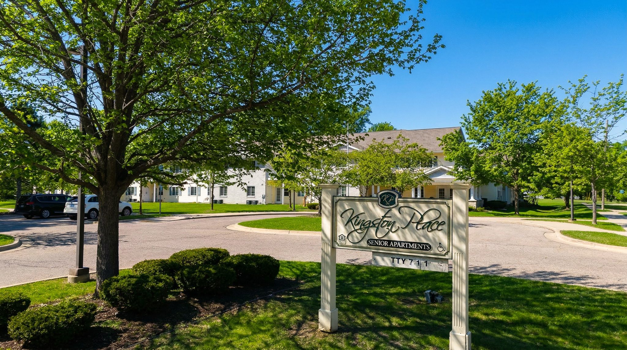 Product Reshoot - add leaves to the trees Leave the camera angle and the integrity of the photo exa-2