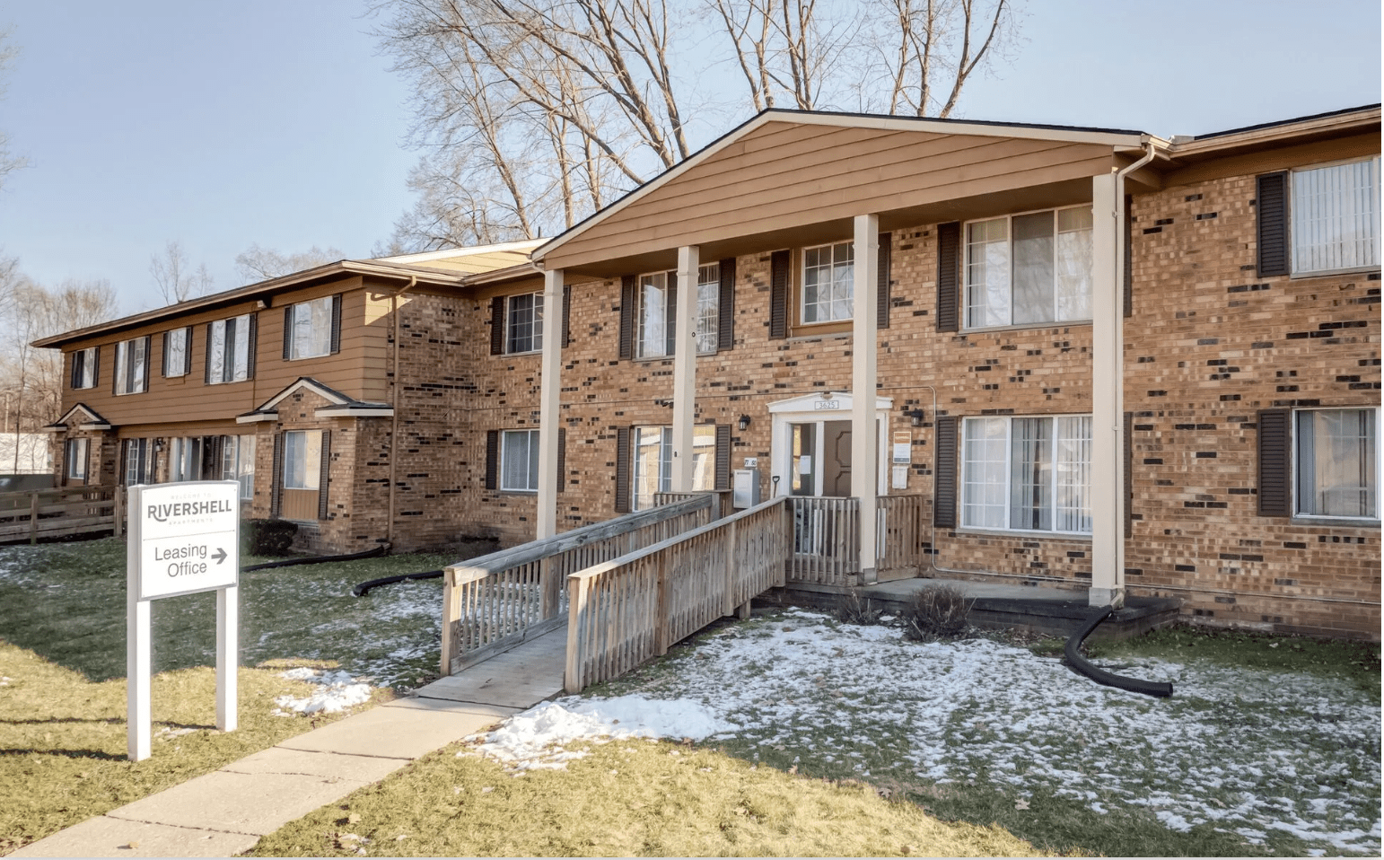 rivershell_apartments_exterior