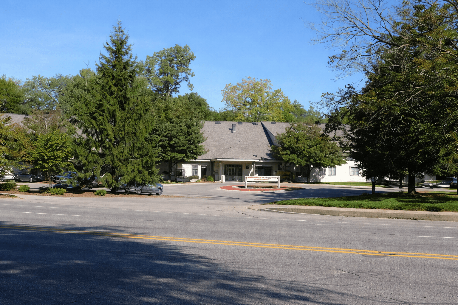 independence sq. roadside 2