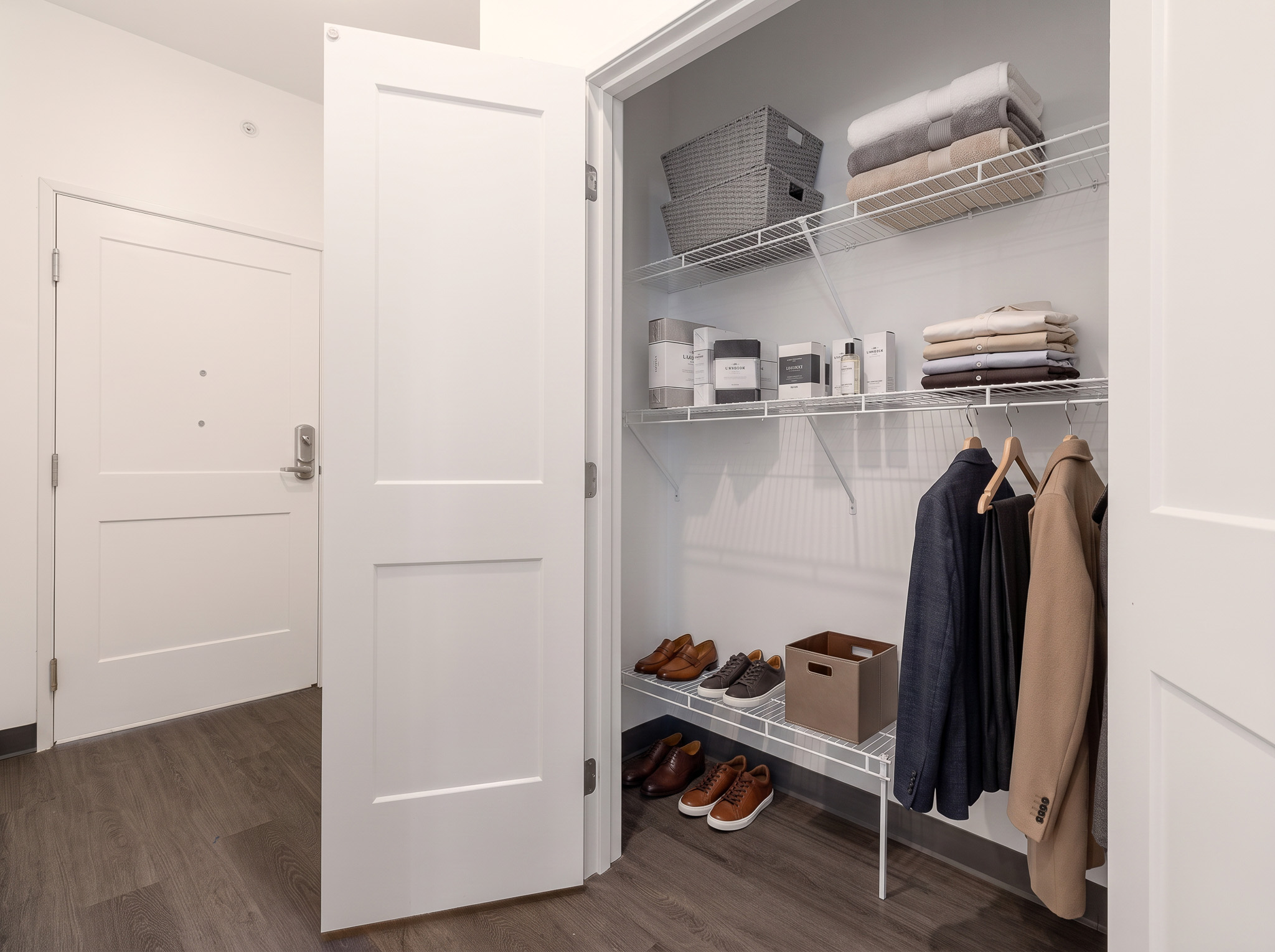 EntranceCloset
