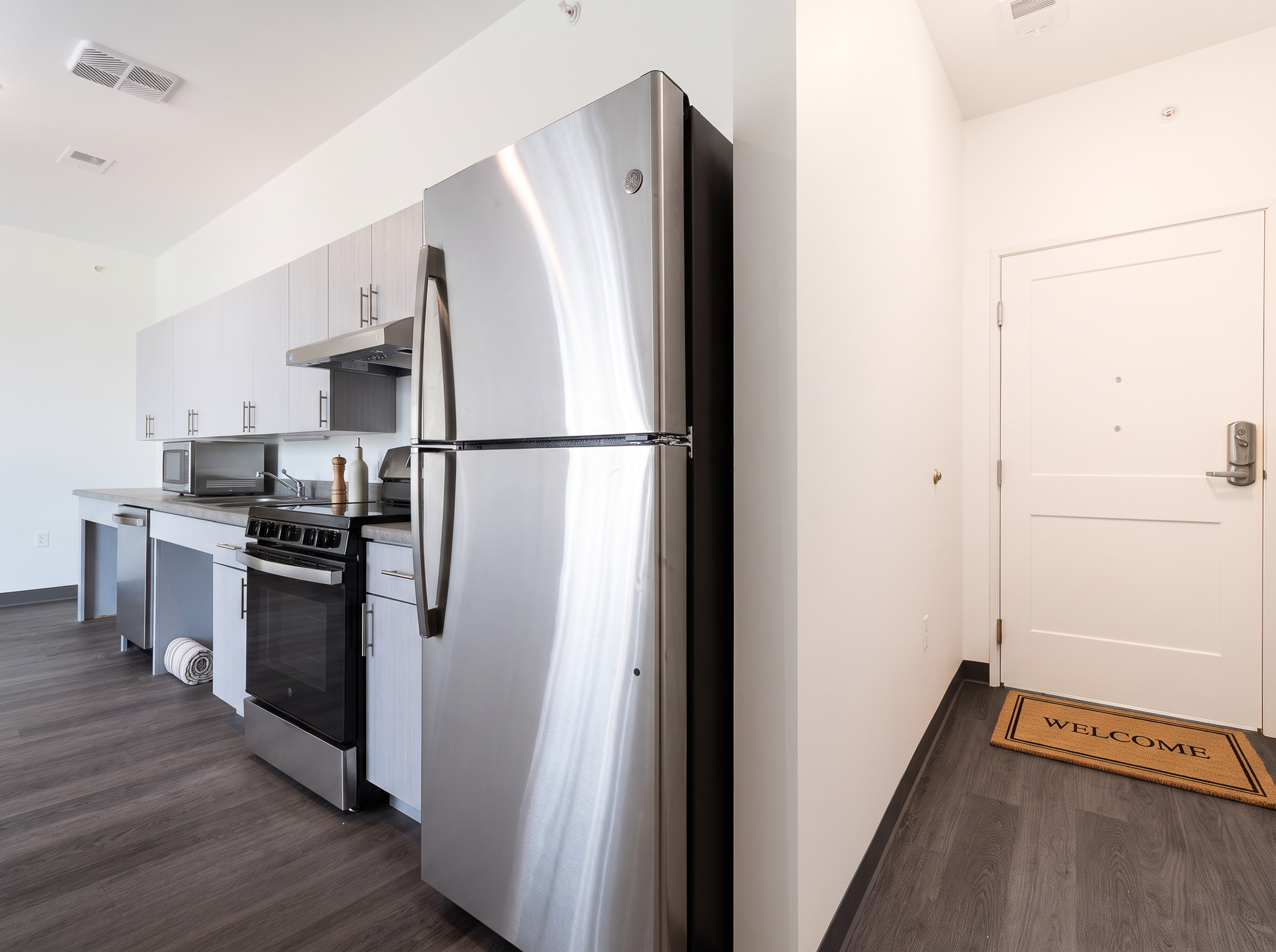 Entrance_Kitchen