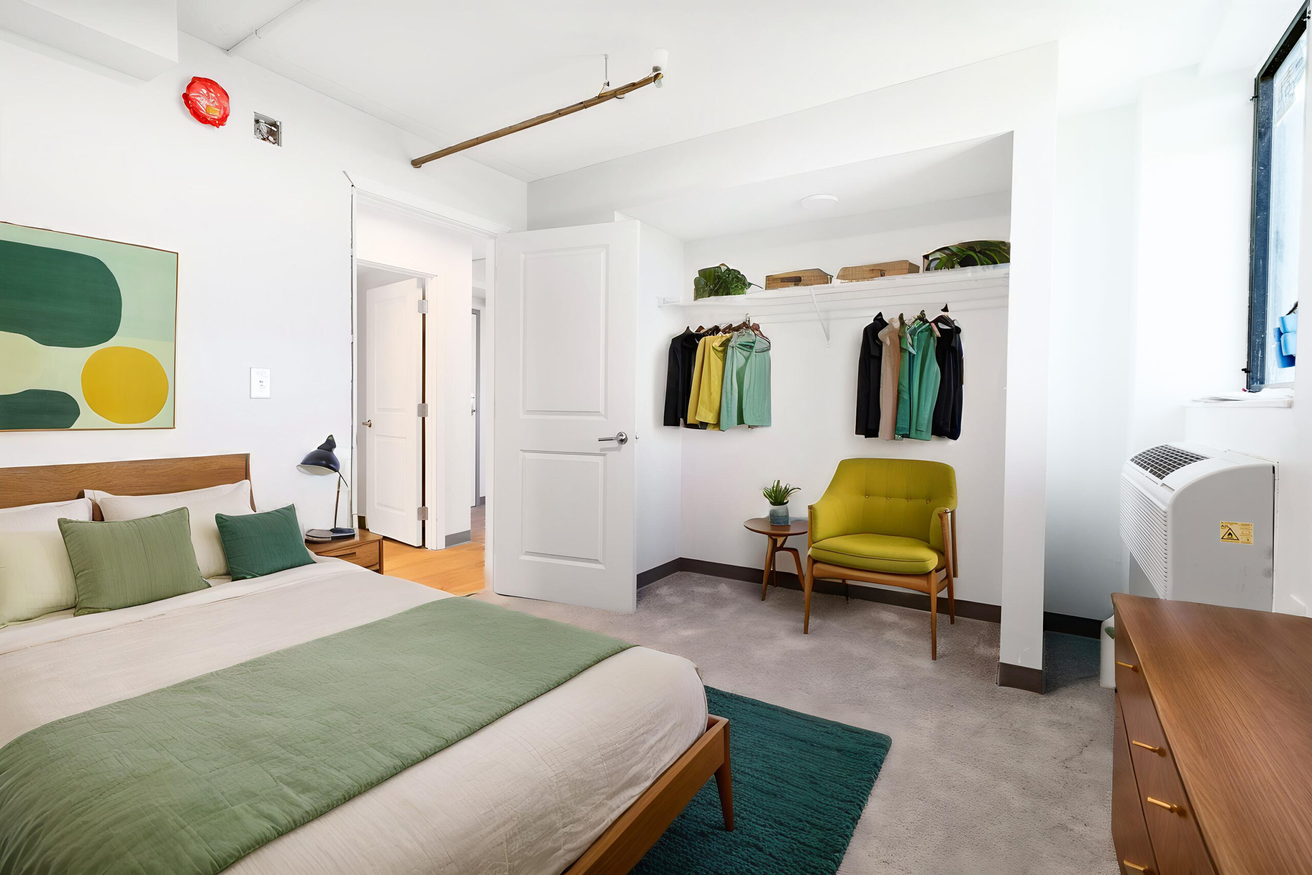 Encore_Bedroom1